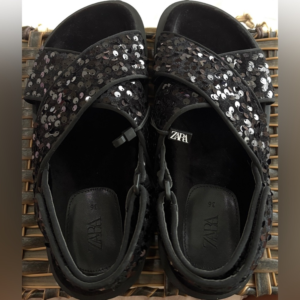 NWOT • Zara • Women's Black Flat Sequin Sandals • Size 36 / 6 • Never Worn